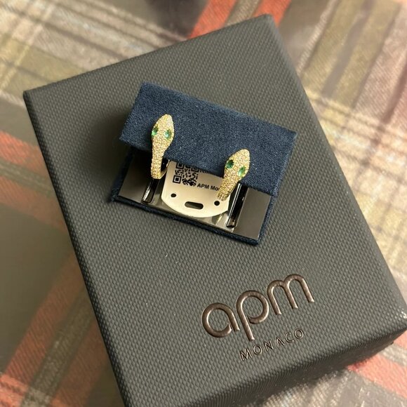 Elegant Gold Snake Hoop Earrings with Green Gem Eyes - Picture 3 of 4